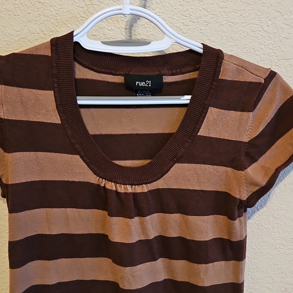 Rue21 Chocolate and Beige Striped Crew Neck Sweater - Picture 2 of 5